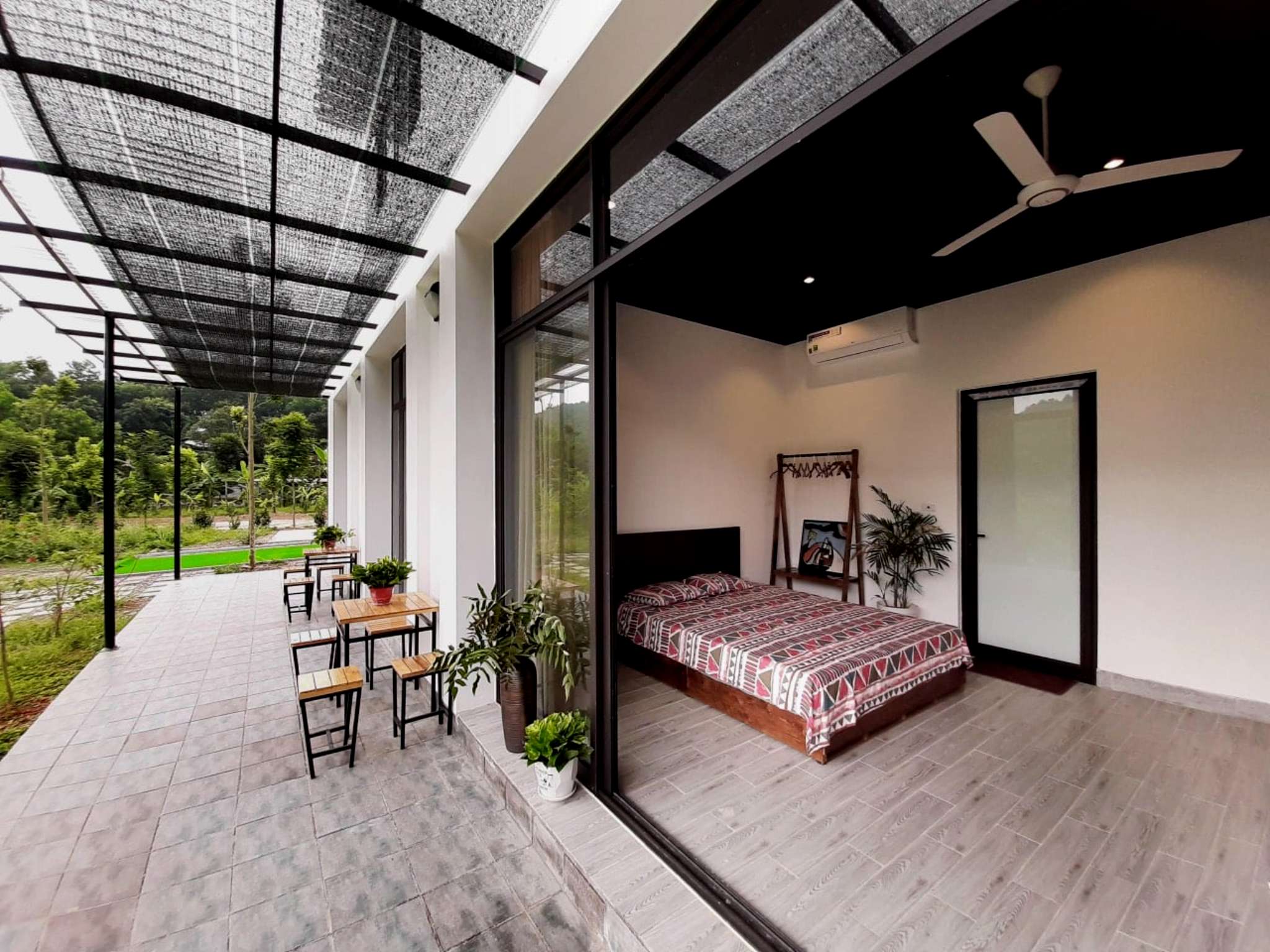 Phong cách thiết kế villa mùa hè tại Tula Hardin Homestay Hòa Bình